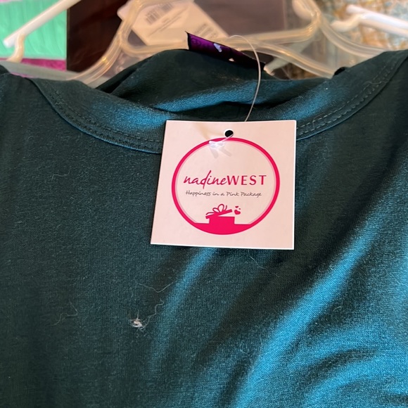 Nwt Nadine west long sleeve tshirt with cold shoulder cut out down mid arm - Picture 5 of 5